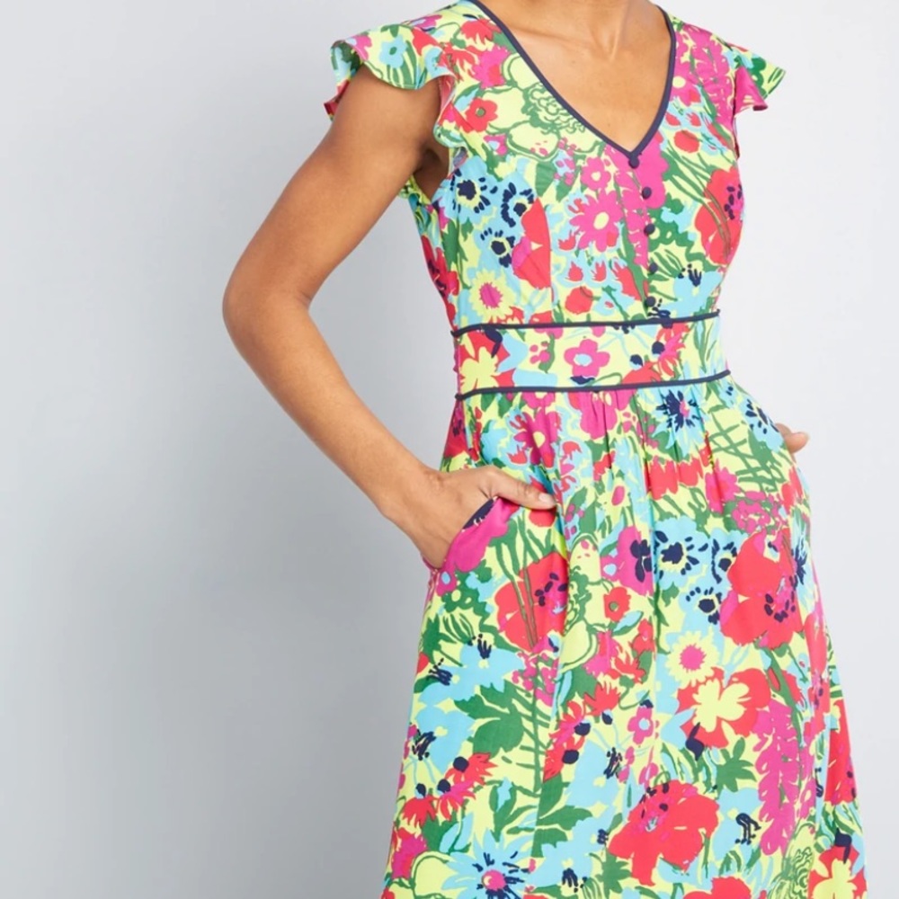 ModCloth NWOT Eyes On You Maxi Dress in Green Floral